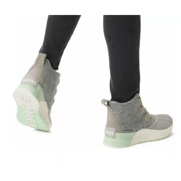 New Sorel Womens Out N About III Gray Waterproof Rain Boots Shoes - Picture 2 of 14